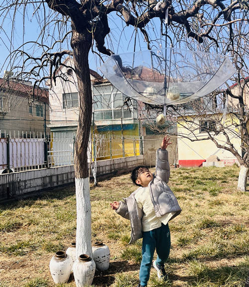 儿园开展户外活动之上肢锻炼活动九游会旗舰厅淄博市淄川区实验幼